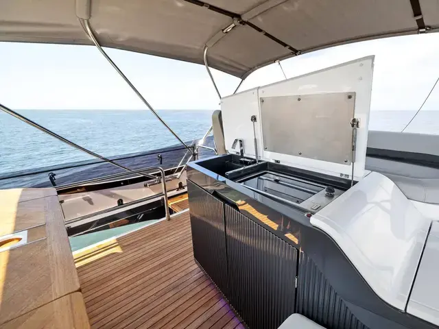 Fairline Phantom 65