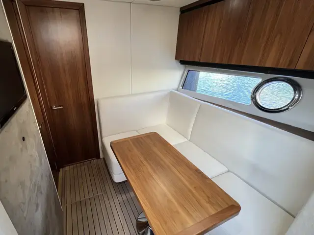 Sunseeker Predator 57