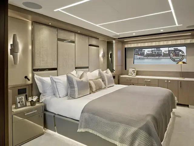 Sunseeker Yacht 88