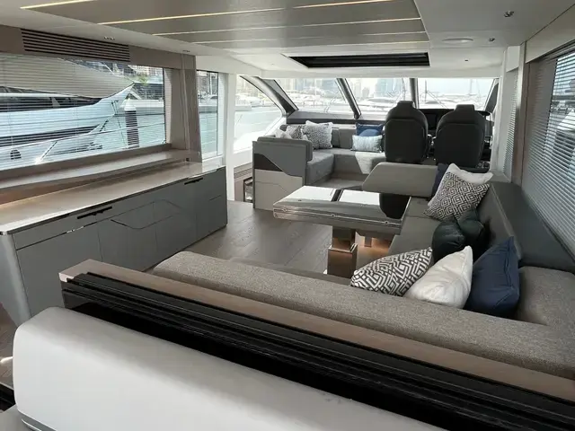 Sunseeker 74 Sport Yacht XPS