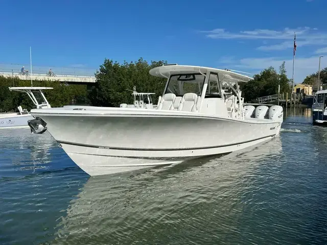 Regulator Boats 41 CC