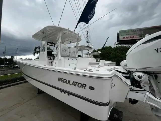 Regulator Boats 30xo