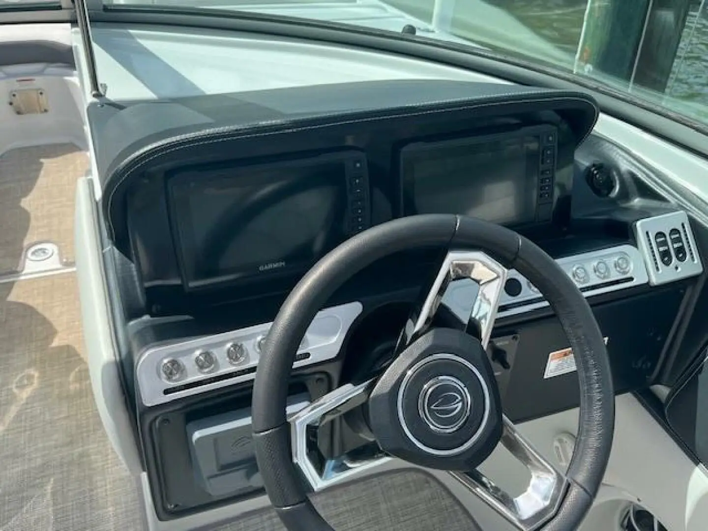 2021 Crownline e 285 xs