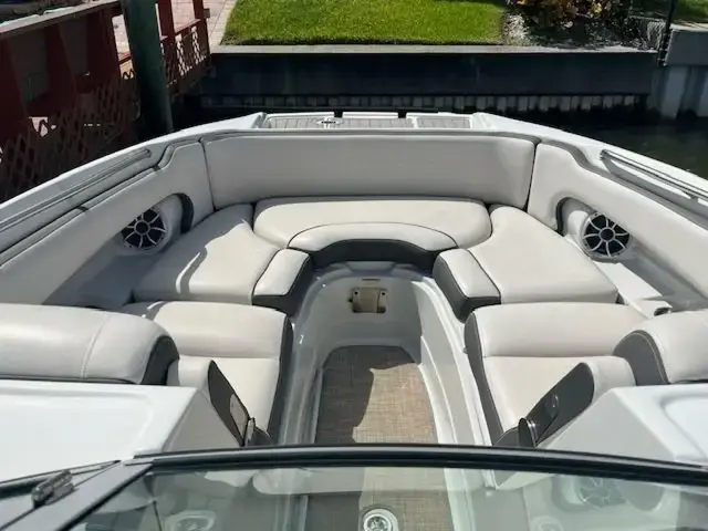 Crownline 285XS