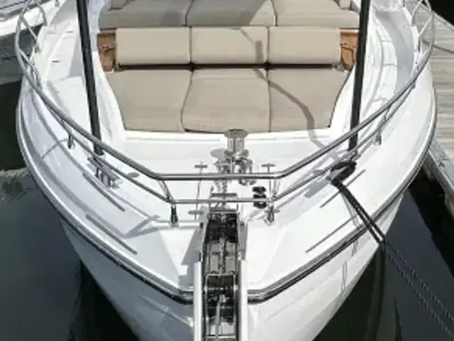 Azimut Flybridge 68