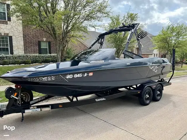 Axis Boats A22