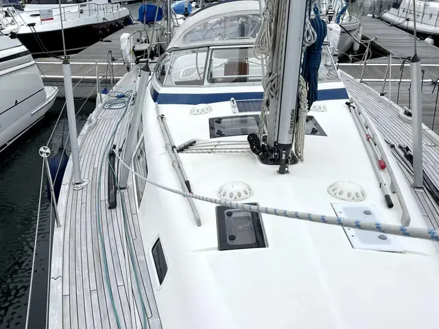 Hallberg-Rassy 44