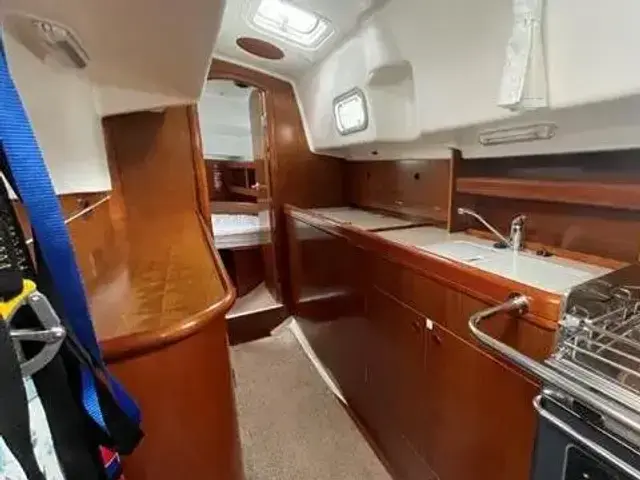 Beneteau Oceanis 36 CC