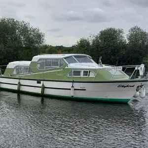 1993 Sheerline 950 Centre Cockpit