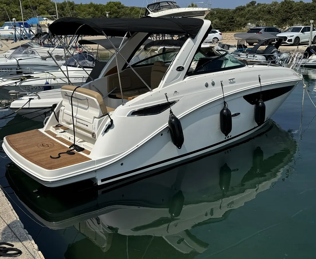 2024 Sea Ray 265 sundancer