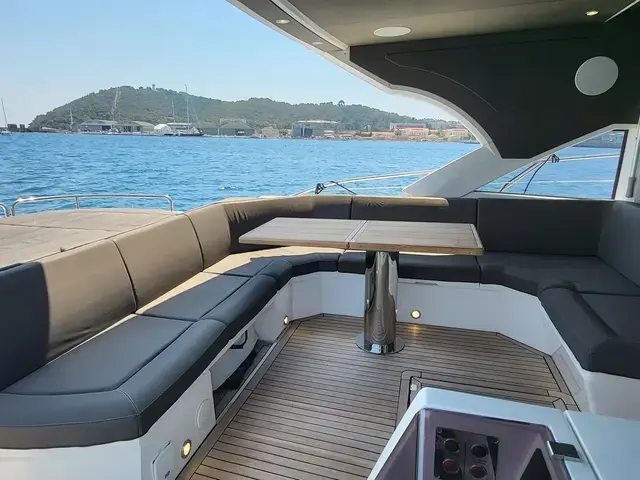 Sunseeker Predator 57