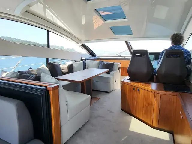 Sunseeker Predator 57