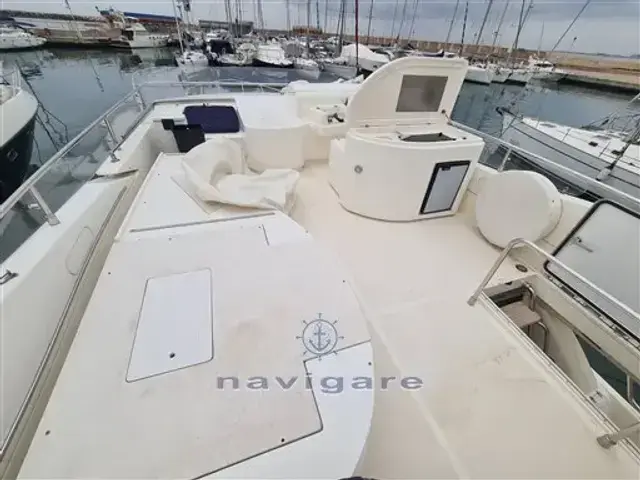 Ferretti Yachts 590