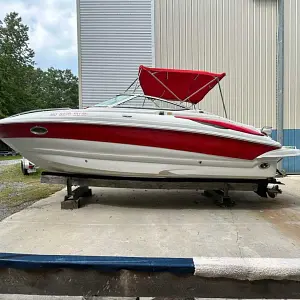 2006 Crownline 255 CCR