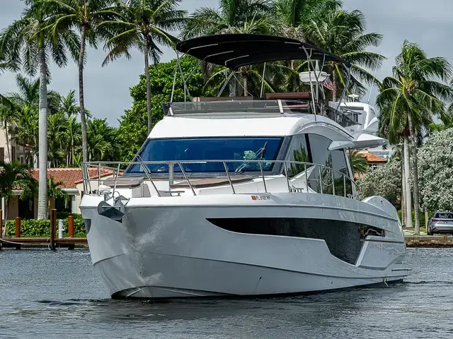 Galeon 50'