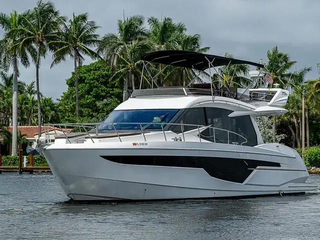 Galeon 50'