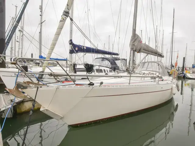 Hanse 331