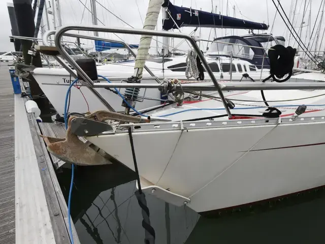 Hanse 331