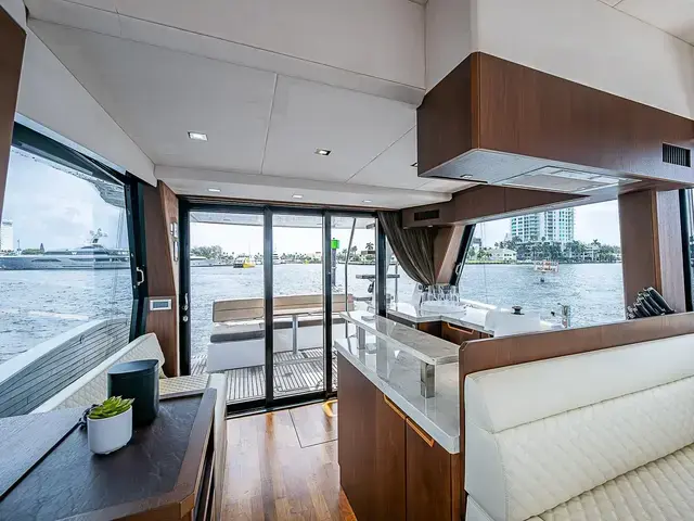 Galeon 50'