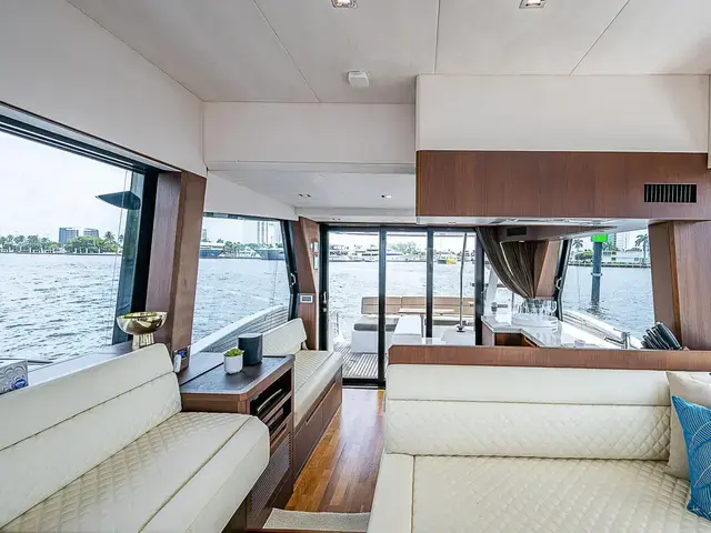 Galeon 50'