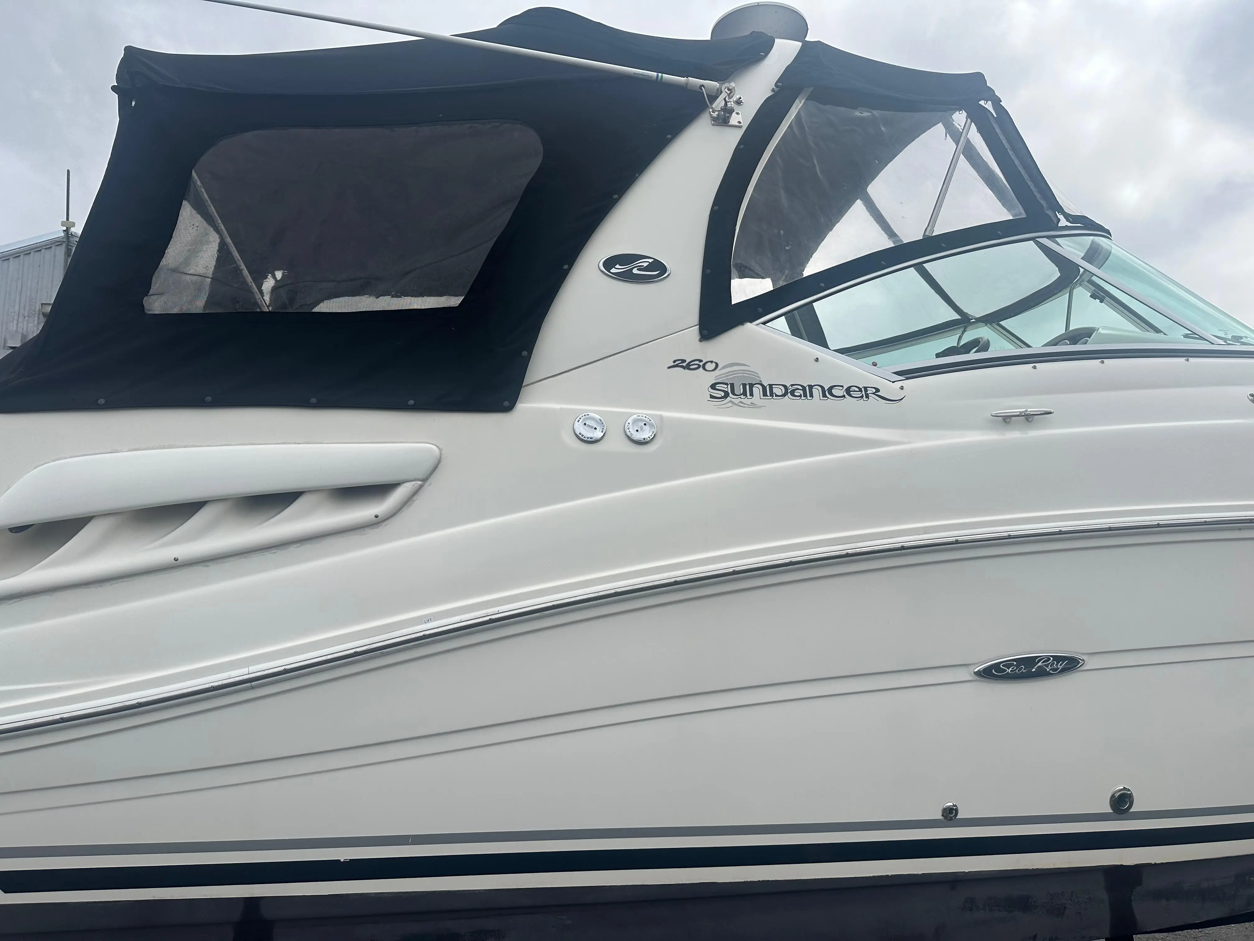 2007 Sea Ray sundancer 260