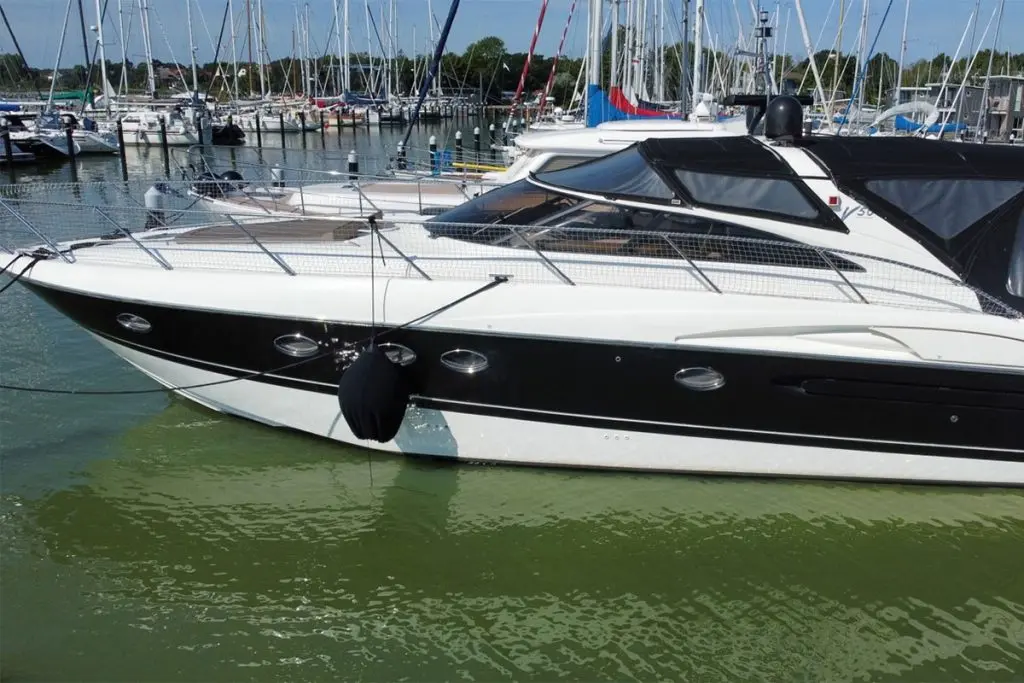 2002 Princess v50