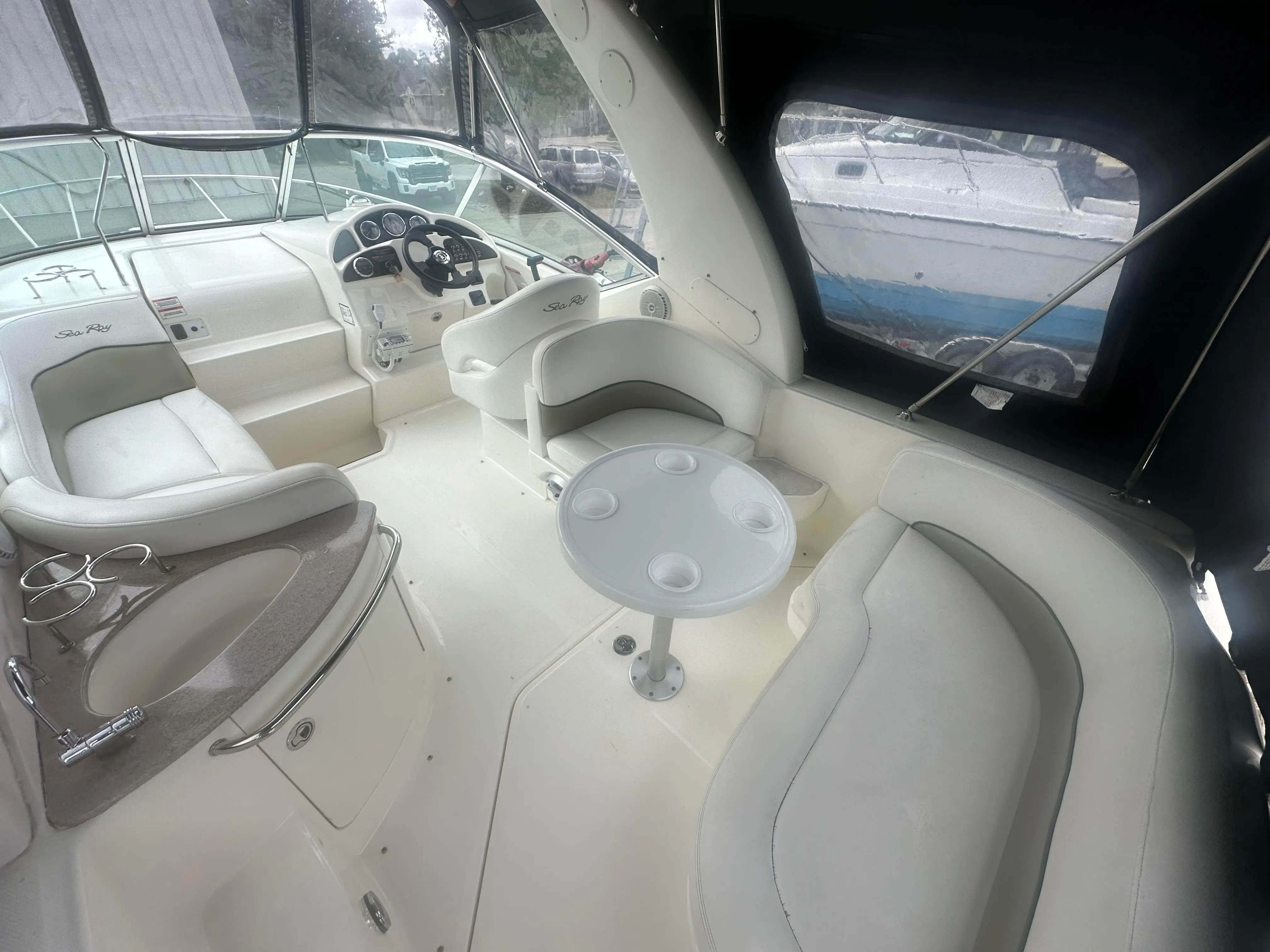 2007 Sea Ray sundancer 260