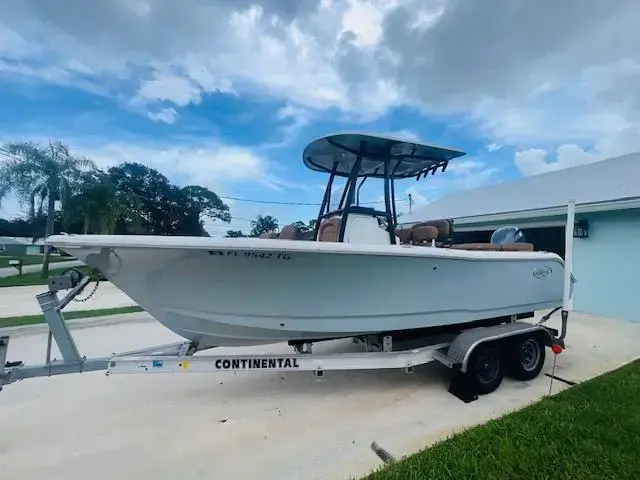 Sea Hunt Boats ULTRA 229