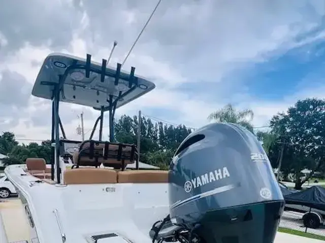 Sea Hunt Boats ULTRA 229