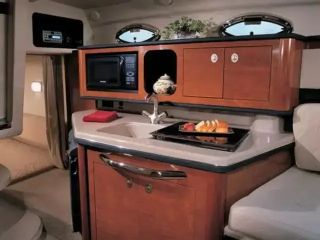 Sea Ray Sundancer 260