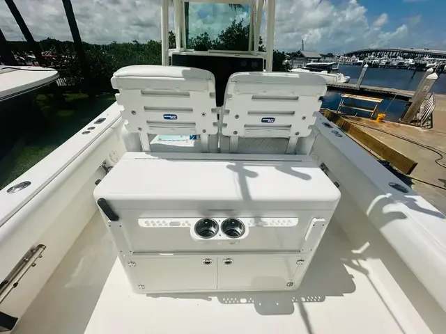 Regulator Boats 32 FS