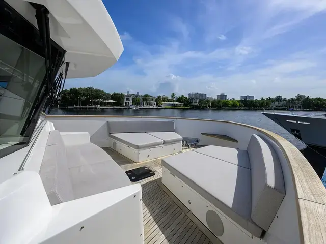 Numarine 85'