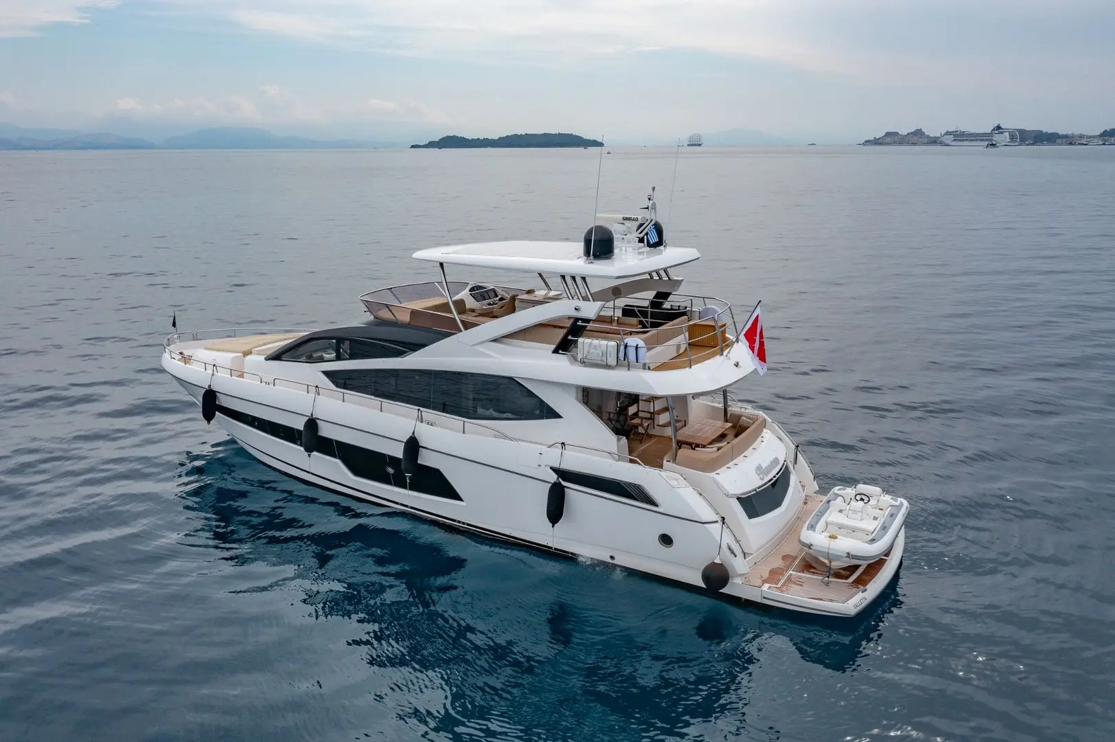 2014 Sunseeker 75 yacht