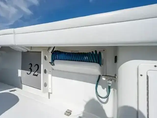 Yellowfin 32