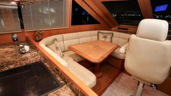 2004 Grand motor yacht