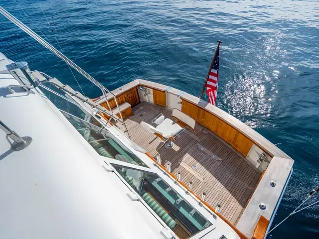 Feadship 85'