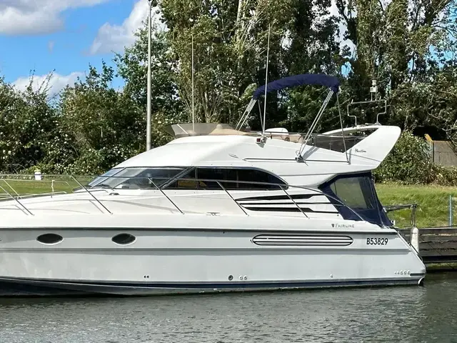 Fairline Phantom 40 Flybridge