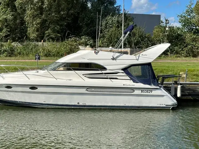 Fairline Phantom 40 Flybridge