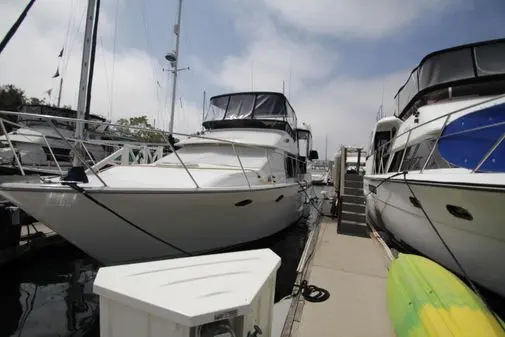 1989 Ocean cockpit motor yacht