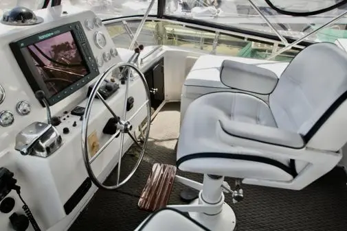 1989 Ocean cockpit motor yacht