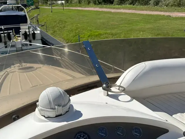 Fairline Phantom 40 Flybridge