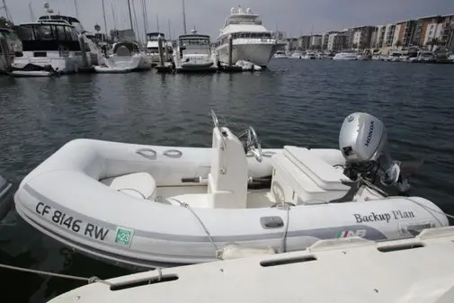 1989 Ocean cockpit motor yacht