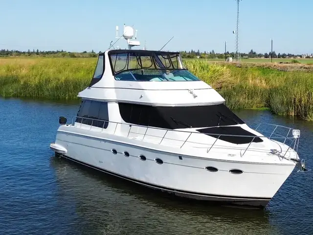 Carver 530 Voyager Pilothouse