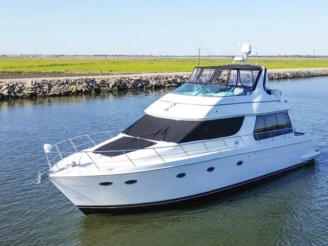 Carver 530 Voyager Pilothouse