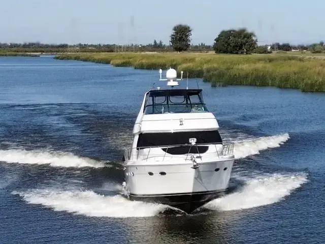 Carver 530 Voyager Pilothouse