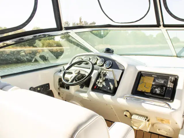 Carver 530 Voyager Pilothouse