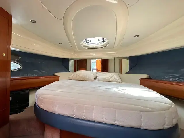 Fairline Phantom 40 Flybridge