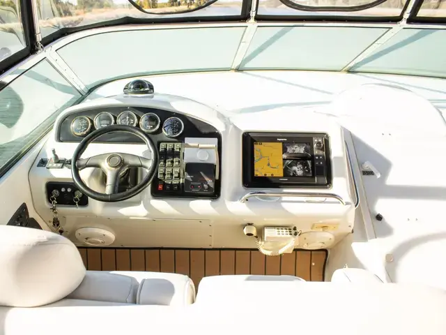 Carver 530 Voyager Pilothouse