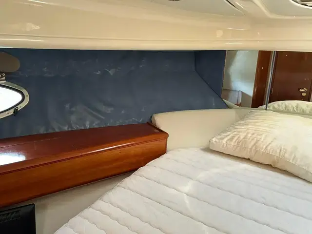 Fairline Phantom 40 Flybridge