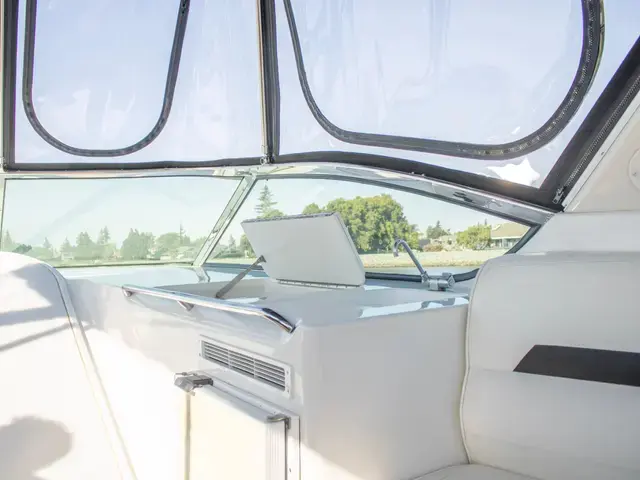 Carver 530 Voyager Pilothouse